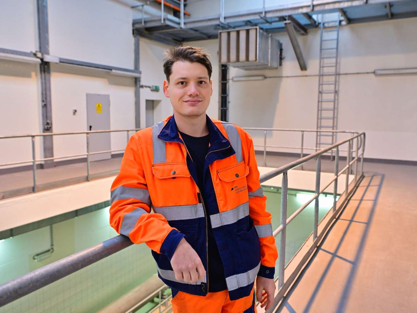 Mitarbeiter Marc Harlak.