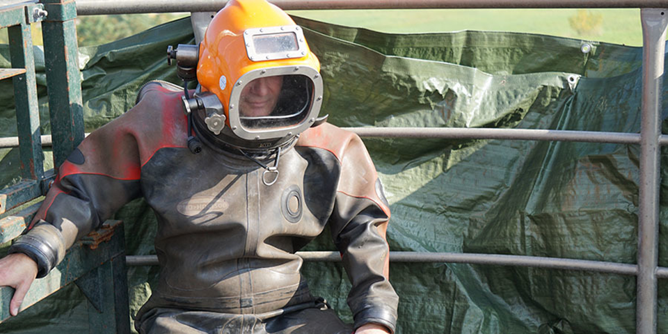 Taucher in Taucheranzug.